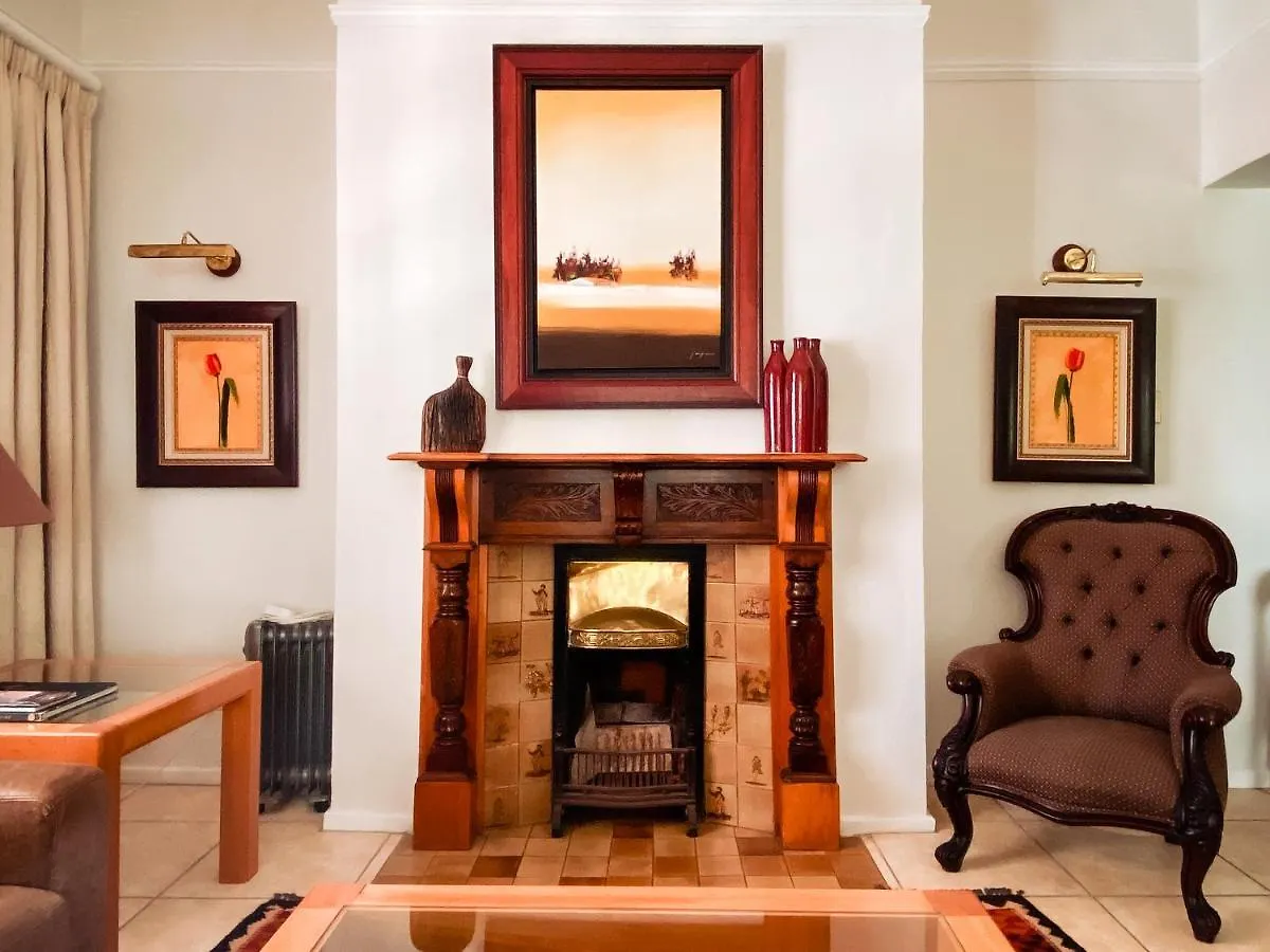 Apartment 5 Camp Street Guesthouse & Self-Catering Cape Town