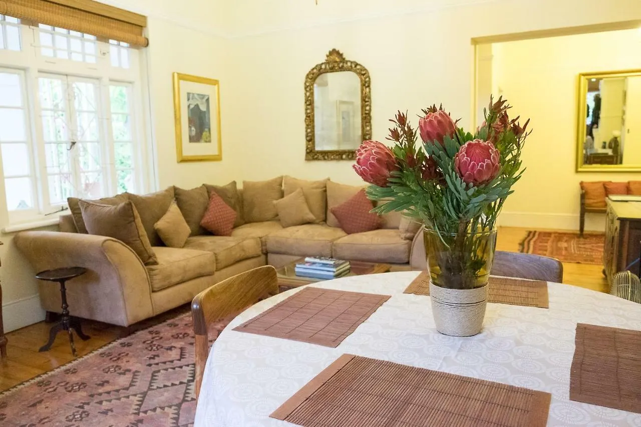5 Camp Street Guesthouse & Self-Catering Cape Town Apartment